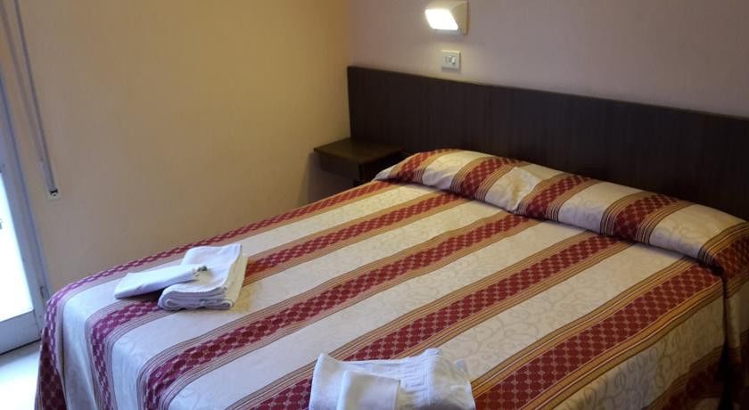 Hotel Annetta Rimini Buitenkant foto